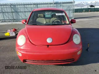 2004 Volkswagen New Beetle Coupe GL with VIN 3VWBK21C54M402135, listed as a Copart auction lot 50727685 with 159,702 mi miles and Salvage Title. Bid and sale history available at carsss.com. Image 5.