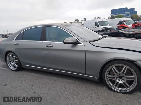 2015 Mercedes-Benz S-Class S 550 with VIN WDDUG8CB6FA185219, listed as a IAAI auction lot 42032135 with 104,346 mi miles. Bid and sale history available at carsss.com. Image 13.