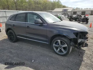 2014 Audi Q5 Premium Plus z VIN WA1CMAFPXEA071360, wystawiony jako Copart lot #53976425 z przebiegiem 249 726 mil mil oraz Szkoda całkowita • Salvage title. Historia ofert i sprzedaży dostępna na DreamBid. Obrazek 4.
