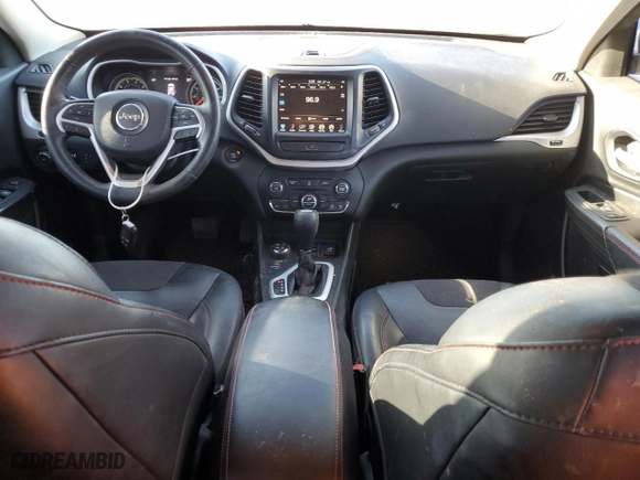 2015 Jeep Cherokee Trailhawk with VIN 1C4PJMBB9FW616061, listed as a Copart auction lot 44382275 with 68,567 mi miles and Salvage Title. Bid and sale history available at carsss.com. Image 8.
