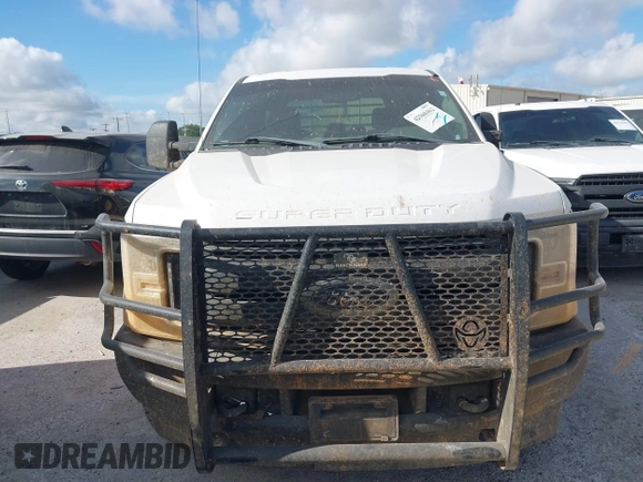 2019 Ford F-250 XL with VIN 1FD7W2B65KEG48753, listed as a IAAI auction lot 42560462 with 170,119 mi miles and . Bid and sale history available at DreamBid. Image 12.