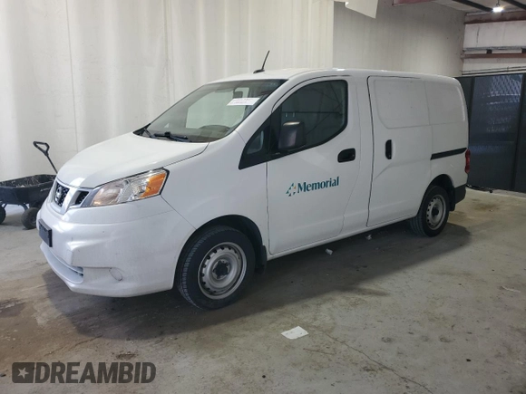 2020 Nissan NV200 S with VIN 3N6CM0KN6LK697100, listed as a Copart auction lot 61852385 with 191,500 mi miles and Clean title. Bid and sale history available at DreamBid. Image 1.