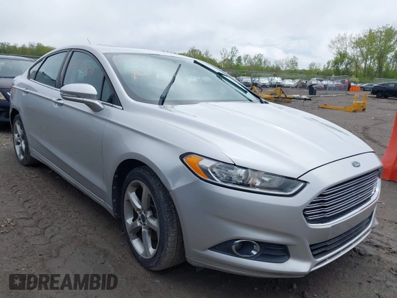 2013 Ford Fusion SE with VIN 3FA6P0HR5DR199082, listed as a IAAI auction lot 42191538 with 142,527 mi miles and . Bid and sale history available at DreamBid. Image 1.