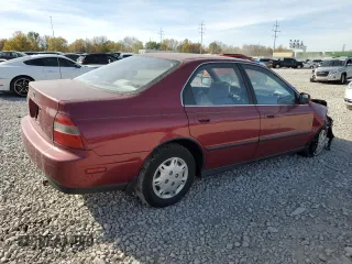 1995 Honda Accord LX with VIN JHMCD5638SC065579, listed as a Copart auction lot 77387234 with 166,575 mi miles and Salvage Title. Bid and sale history available at carsss.com. Image 3.