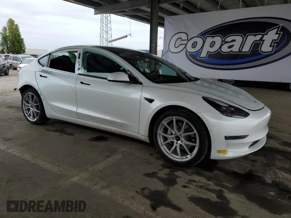 2021 Tesla Model 3 Standard Range Plus z VIN 5YJ3E1EA1MF072130, wystawiony jako Copart lot #53911095 z przebiegiem 35 075 mil mil oraz Szkoda całkowita • Salvage title. Historia ofert i sprzedaży dostępna na DreamBid. Obrazek 4.
