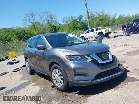 2020 Nissan Rogue S z VIN 5N1AT2MT7LC726013, wystawiony jako IAAI lot #42011385 z przebiegiem 84 522 mil mil oraz . Historia ofert i sprzedaży dostępna na DreamBid. Obrazek 1.