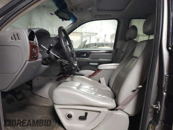 2005 GMC Envoy SLE with VIN 1GKDT13S952334233, listed as a Copart auction lot 85115854 with 221,131 mi miles and Salvage Title. Bid and sale history available at carsss.com. Image 7.