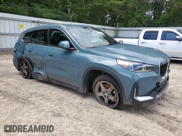2023 BMW X1 xDrive28i с VIN WBX73EF01P5X46824, выставлен на аукционе Copart как лот 60524155 с пробегом 59 957 миль миль и Чистый • Clean title. История ставок и продаж доступна на DreamBid. Изображение 4.