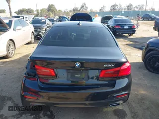 2017 BMW 5 Series 530i с VIN WBAJA5C30HG895896, выставлен на аукционе IAAI как лот 42387099 с пробегом Не указан миль и . История ставок и продаж доступна на DreamBid. Изображение 17.