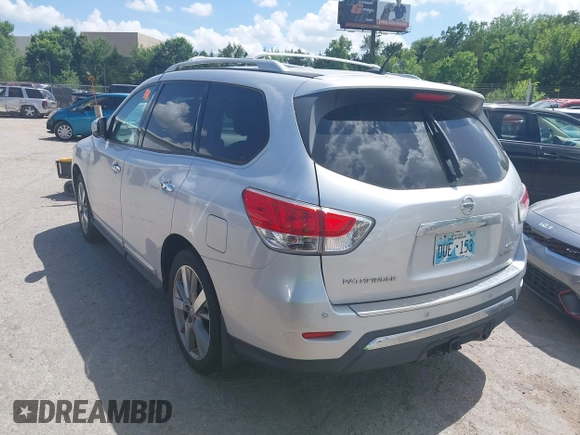 2014 Nissan Pathfinder S with VIN 5N1AR2MM2EC608509, listed as a IAAI auction lot 42583796 with 85,955 mi miles and . Bid and sale history available at DreamBid. Image 3.