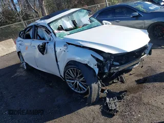 2016 Lexus IS 300 with VIN JTHCM1D20G5011711, listed as a IAAI auction lot 41218494 with 1 mi miles. Bid and sale history available at carsss.com. Image 1.