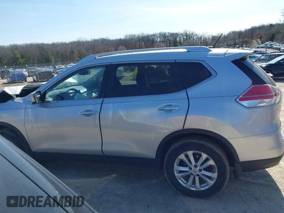 2015 Nissan Rogue SV z VIN KNMAT2MV1FP523167, wystawiony jako IAAI lot #41768477 z przebiegiem 86 078 mil mil oraz . Historia ofert i sprzedaży dostępna na DreamBid. Obrazek 14.