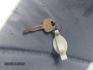 1997 Hyundai Elantra z VIN KMHJW34M1VU075495, wystawiony jako IAAI lot #42430074 z przebiegiem 207 458 mil mil oraz . Historia ofert i sprzedaży dostępna na DreamBid. Obrazek 11.