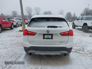2018 BMW X1 xDrive28i with VIN WBXHT3C33J3H29973, listed as a IAAI auction lot 41547866 with 1 mi miles. Bid and sale history available at carsss.com. Image 17.
