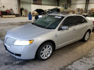 2010 Lincoln MKZ with VIN 3LNHL2GC3AR630839, listed as a Copart auction lot 47499935 with 85,572 mi miles and Salvage Title. Bid and sale history available at carsss.com. Image 1.