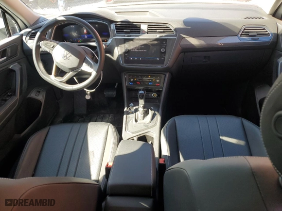 2023 Volkswagen Tiguan SE with VIN 3VVNB7AX8PM085800, listed as a Copart auction lot 46514665 with 26,481 mi miles and Salvage Title. Bid and sale history available at carsss.com. Image 8.