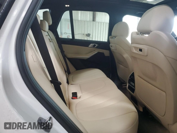 2021 BMW X5 xDrive40i with VIN 5UXCR6C08M9F47053, listed as a Copart auction lot 53625805 with 58,555 mi miles and Salvage Title. Bid and sale history available at carsss.com. Image 11.