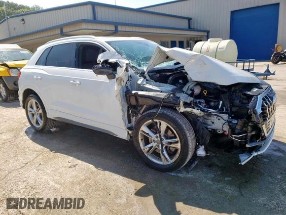 2019 Audi Q3 S line Premium with VIN WA1DECF32K1086294, listed as a Copart auction lot 60691102 with 29,165 mi miles and . Bid and sale history available at DreamBid. Image 9.