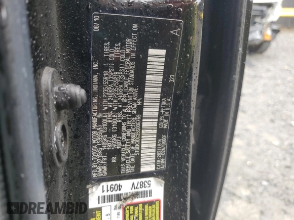 2011 Toyota Sienna XLE with VIN 5TDDK3DC2BS006769, listed as a Copart auction lot 48713455 with 136,348 mi miles and Salvage Title. Bid and sale history available at carsss.com. Image 14.
