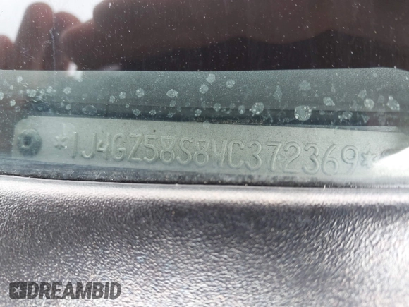 1998 Jeep Grand Cherokee Laredo с VIN 1J4GZ58S8WC372369, выставлен на аукционе IAAI как лот 42222447 с пробегом 223 748 миль миль и . История ставок и продаж доступна на DreamBid. Изображение 9.