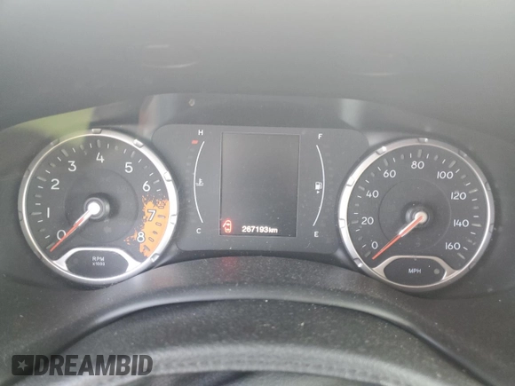 2018 Jeep Renegade Latitude with VIN ZACCJABB7JPH75163, listed as a Copart auction lot 54932455 with 267,193 mi miles and Salvage title. Bid and sale history available at DreamBid. Image 9.