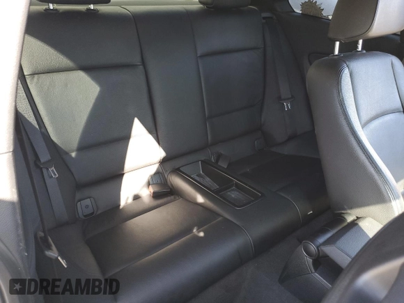 2012 BMW 1 Series 135i with VIN WBAUC9C50CVM12704, listed as a Copart auction lot 53091505 with 81,052 mi miles and Salvage title. Bid and sale history available at DreamBid. Image 10.