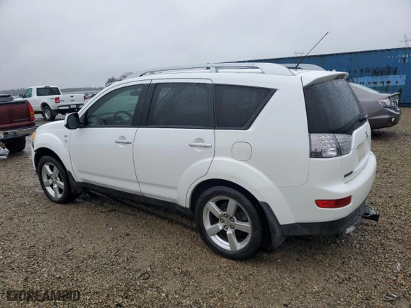 2008 Mitsubishi Outlander XLS with VIN JA4MT41X88Z009462, listed as a Copart auction lot 44002115 with 278,859 mi miles and Salvage Title. Bid and sale history available at carsss.com. Image 2.