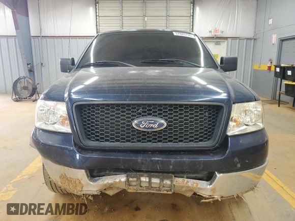 2004 Ford F-150 XL z VIN 1FTPX12504FA24553, wystawiony jako Copart lot #57889795 z przebiegiem 173 689 mil mil oraz Szkoda całkowita • Salvage title. Historia ofert i sprzedaży dostępna na DreamBid. Obrazek 5.