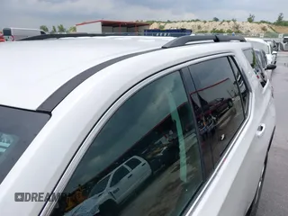 2020 Chevrolet Traverse LT Cloth z VIN 1GNERGKW3LJ127398, wystawiony jako IAAI lot #42161330 z przebiegiem 96 140 mil mil oraz . Historia ofert i sprzedaży dostępna na DreamBid. Obrazek 18.