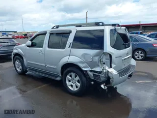 2012 Nissan Pathfinder LE with VIN 5N1AR1NN1CC607558, listed as a IAAI auction lot 39839685 with 147,975 mi miles. Bid and sale history available at carsss.com. Image 3.