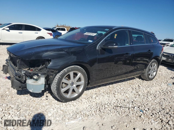 2017 Volvo V60 Premier with VIN YV140MEK8H1371796, listed as a Copart auction lot 80654044 with 85,572 mi miles and Salvage Title. Bid and sale history available at carsss.com. Image 1.