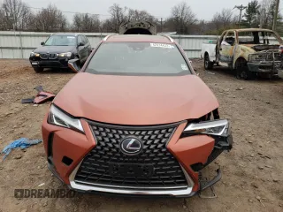 2019 Lexus UX with VIN JTHU9JBH8K2006926, listed as a Copart auction lot 42414433 with 0 mi miles. Bid and sale history available at carsss.com. Image 5.