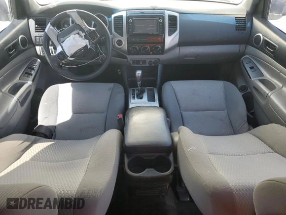 2015 Toyota Tacoma z VIN 3TMLU4EN3FM194963, wystawiony jako Copart lot #54074415 z przebiegiem 170 864 mil mil oraz Szkoda całkowita • Salvage title. Historia ofert i sprzedaży dostępna na DreamBid. Obrazek 8.