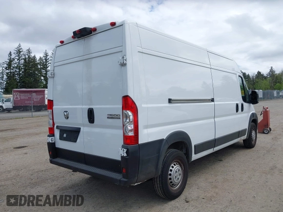 2025 Ram ProMaster Cargo Tradesman with VIN 3C6LRVDG5SE519375, listed as a IAAI auction lot 42217734 with 3,940 mi miles and . Bid and sale history available at DreamBid. Image 4.