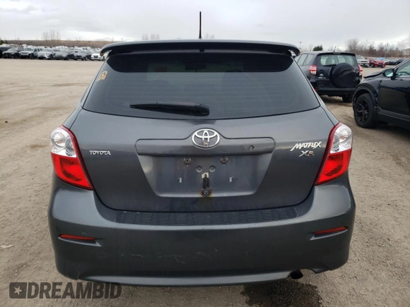 2009 Toyota Matrix S z VIN 2T1KE40E79C021007, wystawiony jako Copart lot #83045034 z przebiegiem Nie podano mil oraz Czysty tytuł • Clean title. Historia ofert i sprzedaży dostępna na DreamBid. Obrazek 6.