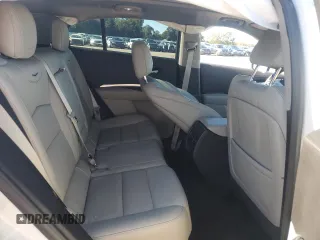 2022 Cadillac XT4 FWD Luxury с VIN 1GYAZAR48NF105857, выставлен на аукционе Copart как лот 81263584 с пробегом 17 352 миль миль и На запчасти • Non repairable. История ставок и продаж доступна на DreamBid. Изображение 11.