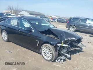 2013 BMW 5 Series 535i xDrive with VIN WBAFU7C59DDU71560, listed as a IAAI auction lot 41768025 with 155,095 mi miles and . Bid and sale history available at carsss.com. Image 1.