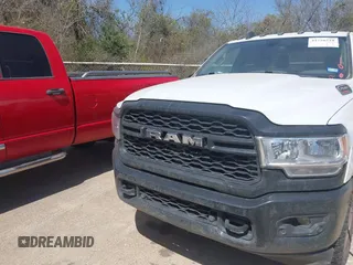 2020 Ram 2500 Tradesman with VIN 3C6UR5CJ3LG187945, listed as a IAAI auction lot 41756210 with 138,493 mi miles. Bid and sale history available at carsss.com. Image 6.