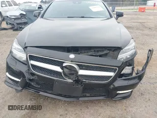 2014 Mercedes-Benz CLS 550 с VIN WDDLJ9BB3EA128785, выставлен на аукционе IAAI как лот 41801794 с пробегом 140 970 миль миль и . История ставок и продаж доступна на DreamBid. Изображение 12.