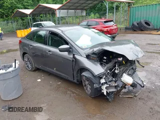 2012 Ford Focus SE с VIN 1FAHP3F28CL236994, выставлен на аукционе IAAI как лот 42508669 с пробегом Не указан миль и . История ставок и продаж доступна на DreamBid. Изображение 1.