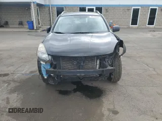 2015 Nissan Rogue S z VIN JN8AS5MV9FW764652, wystawiony jako Copart lot #56735095 z przebiegiem 104 647 mil mil oraz Szkody całkowita. Historia ofert i sprzedaży dostępna na DreamBid. Obrazek 5.