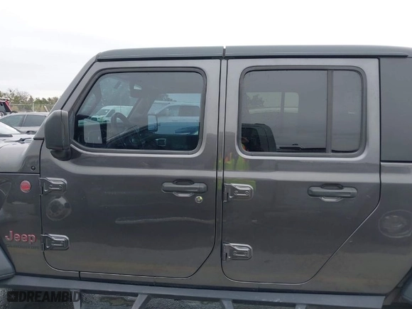 2020 Jeep Gladiator Rubicon with VIN 1C6JJTBG8LL135573, listed as a IAAI auction lot 41585896 with 79,070 mi miles. Bid and sale history available at carsss.com. Image 14.
