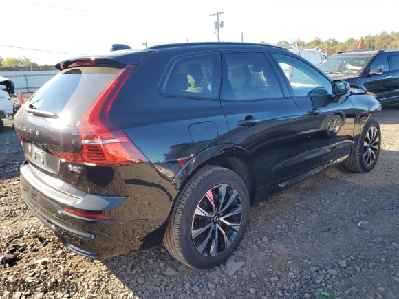 2024 Volvo XC60 Plus Dark Theme with VIN YV4L12RL2R1724392, listed as a Copart auction lot 75389854 with NaN miles and Salvage Title. Bid and sale history available at carsss.com. Image 3.