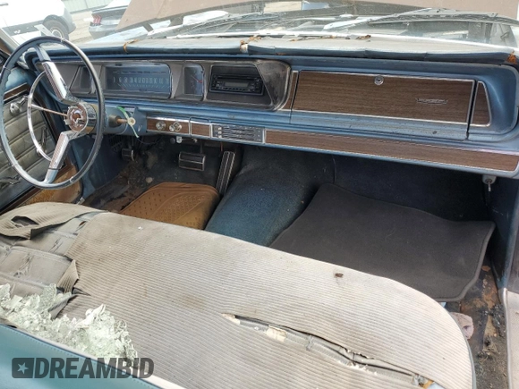 1966 Chevrolet Caprice z VIN 166476N106864, wystawiony jako Copart lot #63774254 z przebiegiem 78 641 mil mil oraz Czysty tytuł • Clean title. Historia ofert i sprzedaży dostępna na DreamBid. Obrazek 8.