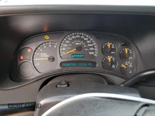 2004 GMC Yukon SLE with VIN 1GKEC13V24R224726, listed as a Copart auction lot 72845434 with 171,236 mi miles and Salvage Title. Bid and sale history available at carsss.com. Image 9.