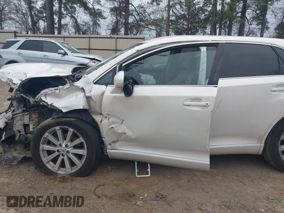 2012 Toyota Venza LE with VIN 4T3ZA3BB5CU061476, listed as a IAAI auction lot 41236395 with Not Provided miles and . Bid and sale history available at DreamBid. Image 6.