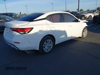 2020 Nissan Sentra S with VIN 3N1AB8BV1LY305204, listed as a IAAI auction lot 41749018 with 40,381 mi miles. Bid and sale history available at carsss.com. Image 4.