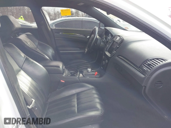 2021 Chrysler 300 S with VIN 2C3CCABG6MH523713, listed as a IAAI auction lot 41371230 with 88,991 mi miles and . Bid and sale history available at DreamBid. Image 5.