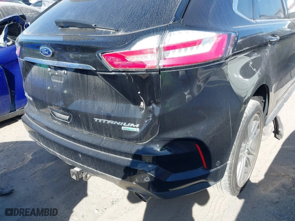 2019 Ford Edge Titanium with VIN 2FMPK3K95KBC57853, listed as a IAAI auction lot 41584769 with 52,932 mi miles. Bid and sale history available at carsss.com. Image 17.