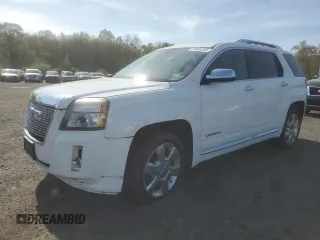 2014 GMC Terrain Denali z VIN 2GKFLZE36E6198790, wystawiony jako Copart lot #55463725 z przebiegiem 150 963 mil mil oraz Czysty tytuł • Clean title. Historia ofert i sprzedaży dostępna na DreamBid. Obrazek 1.